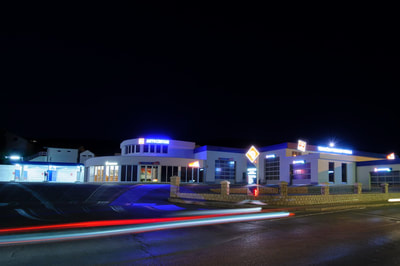 Autocentar noću, Široki Brijeg
